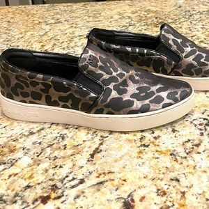 Michael Kors slip-on sneaker, EUC, size 9.5